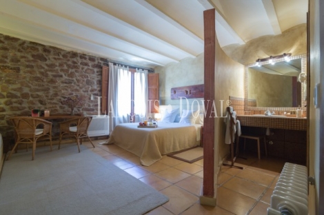 Hotel con encanto casa rural en venta Vilafamés. Castellón.