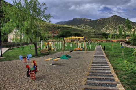 Jaén. Venta finca caza menor con alojamientos turísticos. Arburniel. Sierra Mágina.