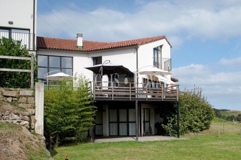 Asturias. Venta Hotel con encanto y restaurante. Comarca de la Sidra. Cabranes. 