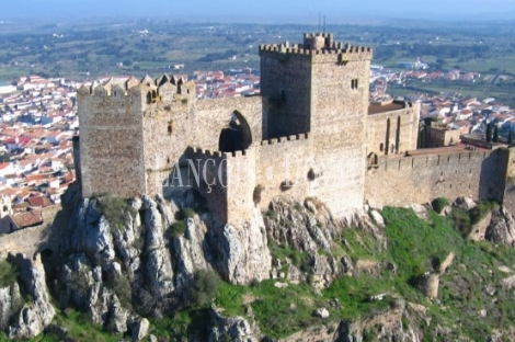 Alburquerque. Casa señorial palacio en venta. Badajoz.