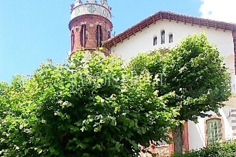 Avinyó. Casa modernista en alquiler para eventos, rodajes, o estancias cortas. 