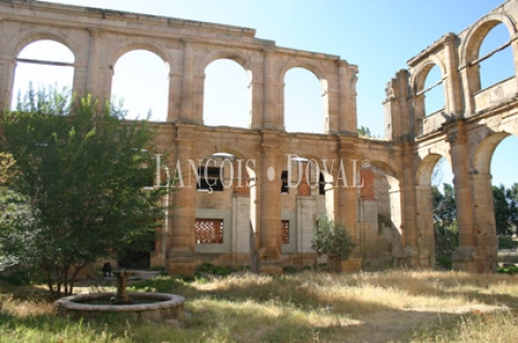 Monasterio Sopetrán. Venta proyecto inmobiliario. Hotel y residencial. Hita. Guadalajara.