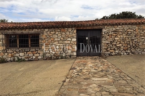 Soria. Finca y coto de caza en venta. Monte de encina.