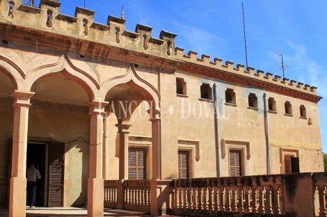 Castillo en venta. Penedès. Casa palacio fortificada.  Ideal enoturismo.