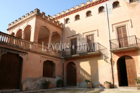 Castillo en venta. Penedès. Casa palacio fortificada.  Ideal enoturismo.