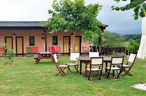 Lugo. Sarria. Albergue de Peregrinos en venta. Camino de Santiago. Galicia.