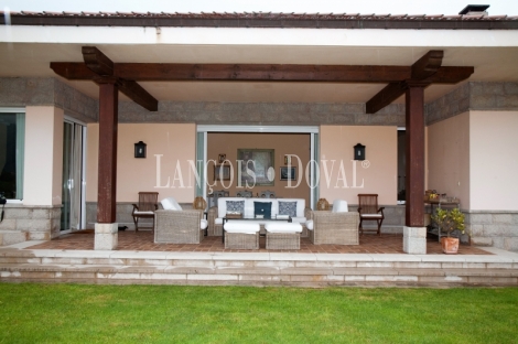 Llanes. Casa de campo en venta. Chalet exclusivo en la Costa de Asturias.