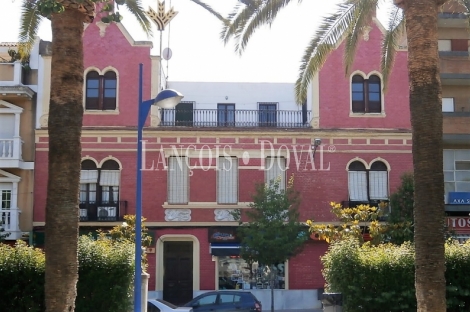  Zafra. Edificio modernista en venta. Ideal hostelería, oficinas o negocio.