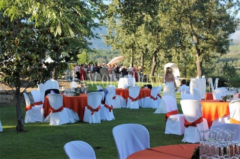 Hotel con encanto en venta. Salón para eventos y celebraciones. Comarca de La Vera.