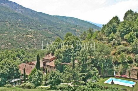 Valle del Jerte. Hotel rural con encanto en venta. Sierra de Gredos. Jerte. Tornavacas.