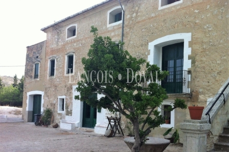 Finca y heredad en venta. Ontinyent. Ideal eventos. La Vall D' Albaida. Valencia