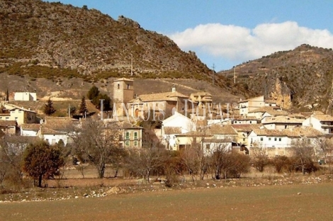 Guadalajara. Durón. Finca en venta ideal casa o alojamiento rural y eventos.