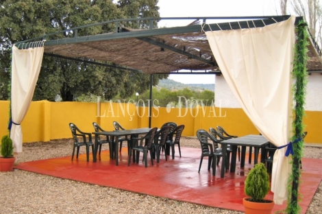 Guadalajara. Durón. Finca en venta ideal casa o alojamiento rural y eventos.