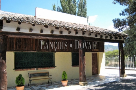 Guadalajara. Durón. Finca en venta ideal casa o alojamiento rural y eventos.