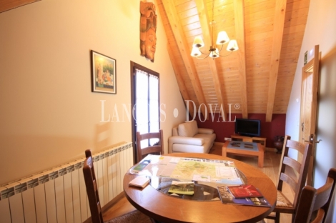 Navarra. Hotel rural en venta junto a la Selva De Irati. Ezcároz.