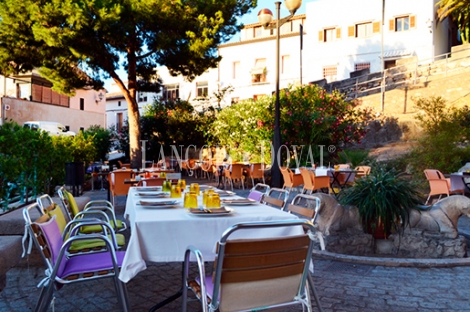 Restaurante en venta. Sagunto. Junto teatro romano.