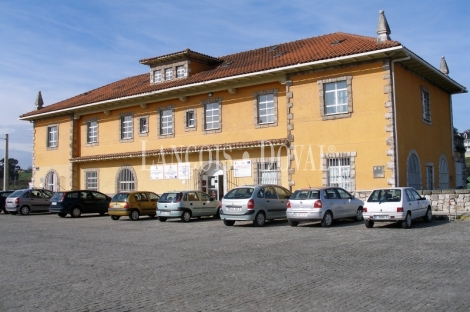 Cantabria. Edificio dotacional en venta. Antigua estación ferrocarril de Bóo Guarnizo.