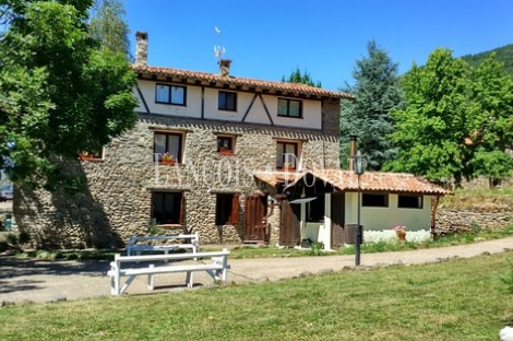 Hotel con encanto en venta. Restaurante asador. Ezcaray. La Rioja