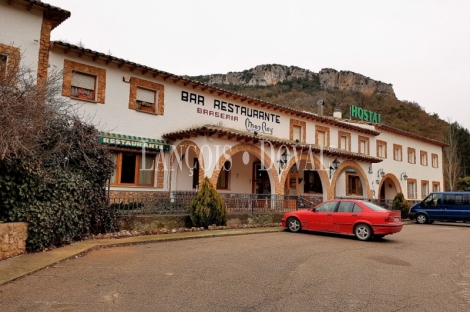 Huesca. Hostal y restaurante con vivienda en venta. Benabarre. Pilzán.