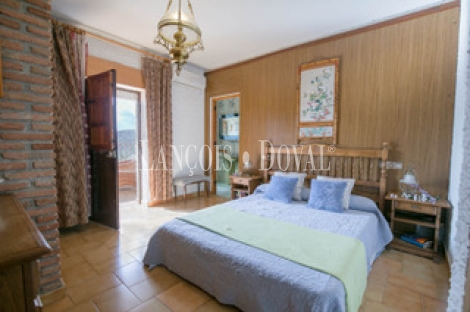 Jaén. Finca olivar en venta. Ideal eventos y hotel rural con encanto.