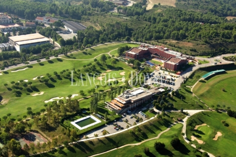 Golf Barcelona Masia Bach. Terrenos en venta. Parcelas residenciales