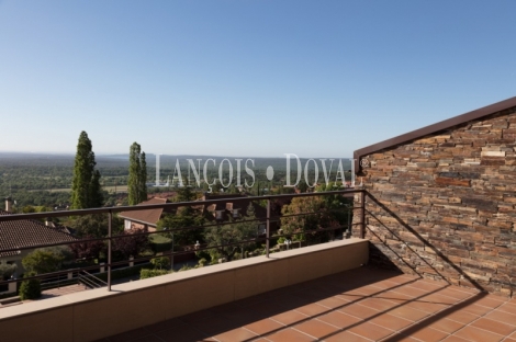 San Lorenzo de El Escorial. Singular y exclusivo chalet en venta.