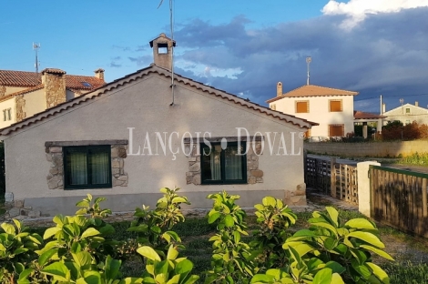 Sierra de Ávila. Casa rural en venta. San Esteban de Los Patos.