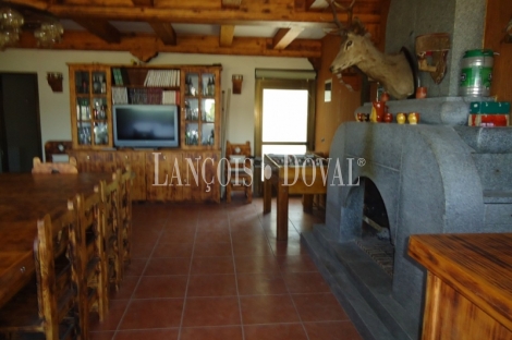 Toledo. Hormigos. Venta finca uso dotacional. Ideal agroturismo o geriátrico.