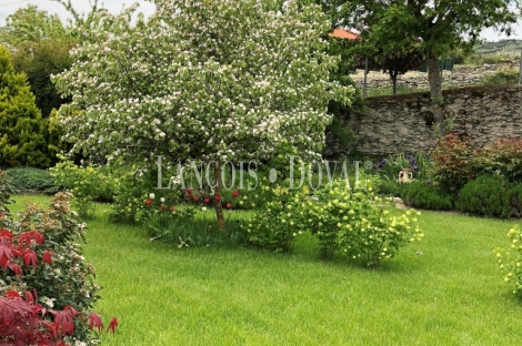 Burgos. Casa rural en venta. Junta de Traslaloma. Comarca de las Merindades.