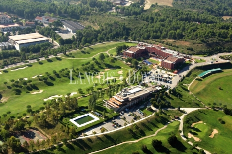 Golf Barcelona suelo residencial en venta para promoción inmobiliaria.