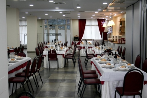 Cangas de Onís. Hotel restaurante en venta. Asturias.