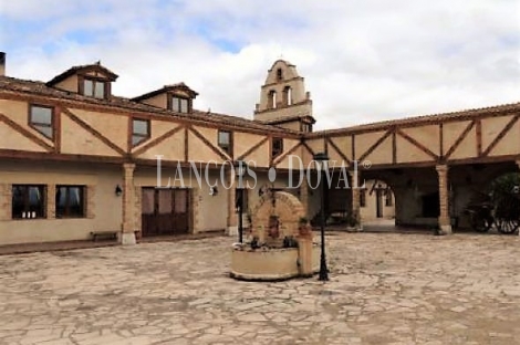 Casas rurales, hoteles con encanto y propiedades singulares en venta.Segovia. 