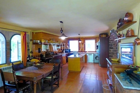 Aínsa Sobrarbe. Casa rústica en venta. Olsón. Huesca