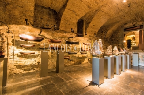 Baix Empordà. Histórico castillo en venta.