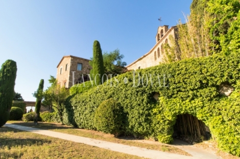 Baix Empordà. Histórico castillo en venta.