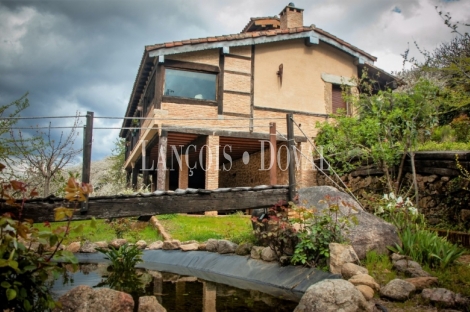 Cáceres. Casa rural en venta. Valle del Jerte. Navaconcejo.