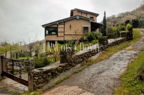 Cáceres. Casa rural en venta. Valle del Jerte. Navaconcejo.