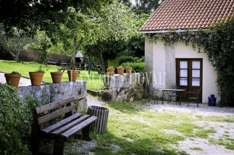 A Coruña. Venta casa rural. Paderne.