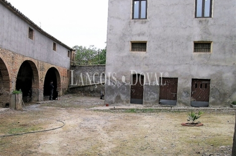 Casa palacio en venta en Selgua. Monzón. Ideal turismo rural.