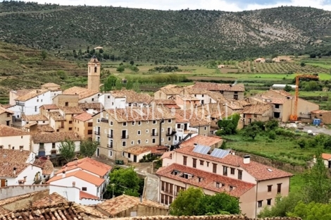 Teruel. Apartamento rural en venta. Nogueruelas.