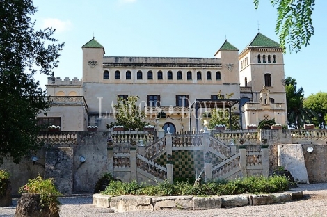 Penedès. Finca y palacio en venta. Bodega y eventos.