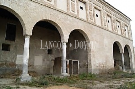 Palacio histórico en venta. Toledo. La Puebla de Montalbán.