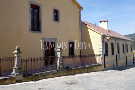 Salamanca. Gran casa señorial en venta. Fuentes de Béjar.