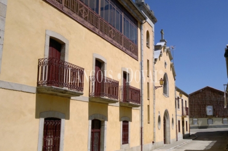 Salamanca. Gran casa señorial en venta. Fuentes de Béjar.