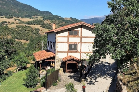 Cantabria. Casa rústica en venta. Liébana. Pesaguero.