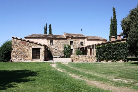 Cassà de la Selva. Venta masía y finca. Ideal hípica y turismo rural. Gavarres