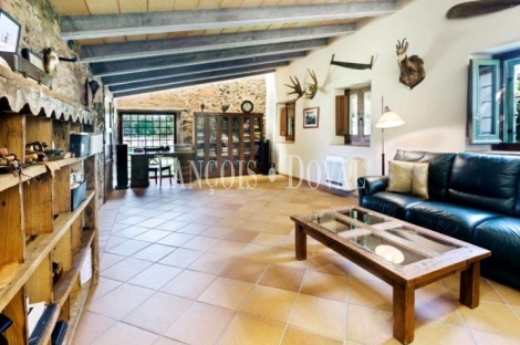 Cassà de la Selva. Venta masía y finca. Ideal hípica y turismo rural. Gavarres