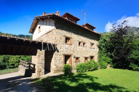 Cantabria.  Fincas rústicas y casas rurales en venta y alquiler.
