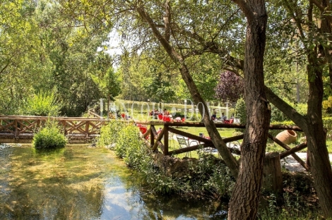 Cuenca. Hotel restaurante en venta. Lago privado con reservado pesca.