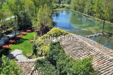 Cuenca. Hotel restaurante en venta. Lago privado con reservado pesca.